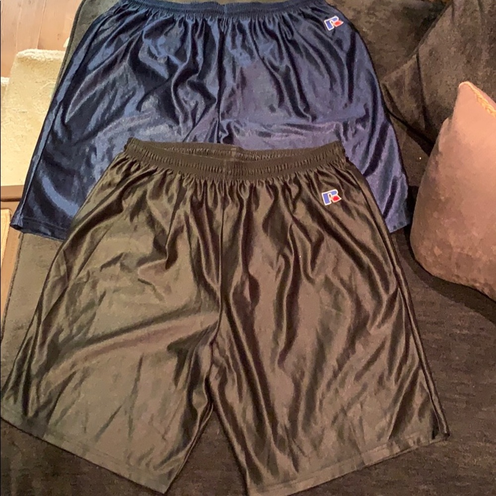 EUC 2pair Russell Basketball Shorts XL